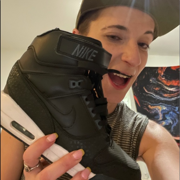 Hey, I’m Tay… also known by The Map Lady - Picture 4 of 16